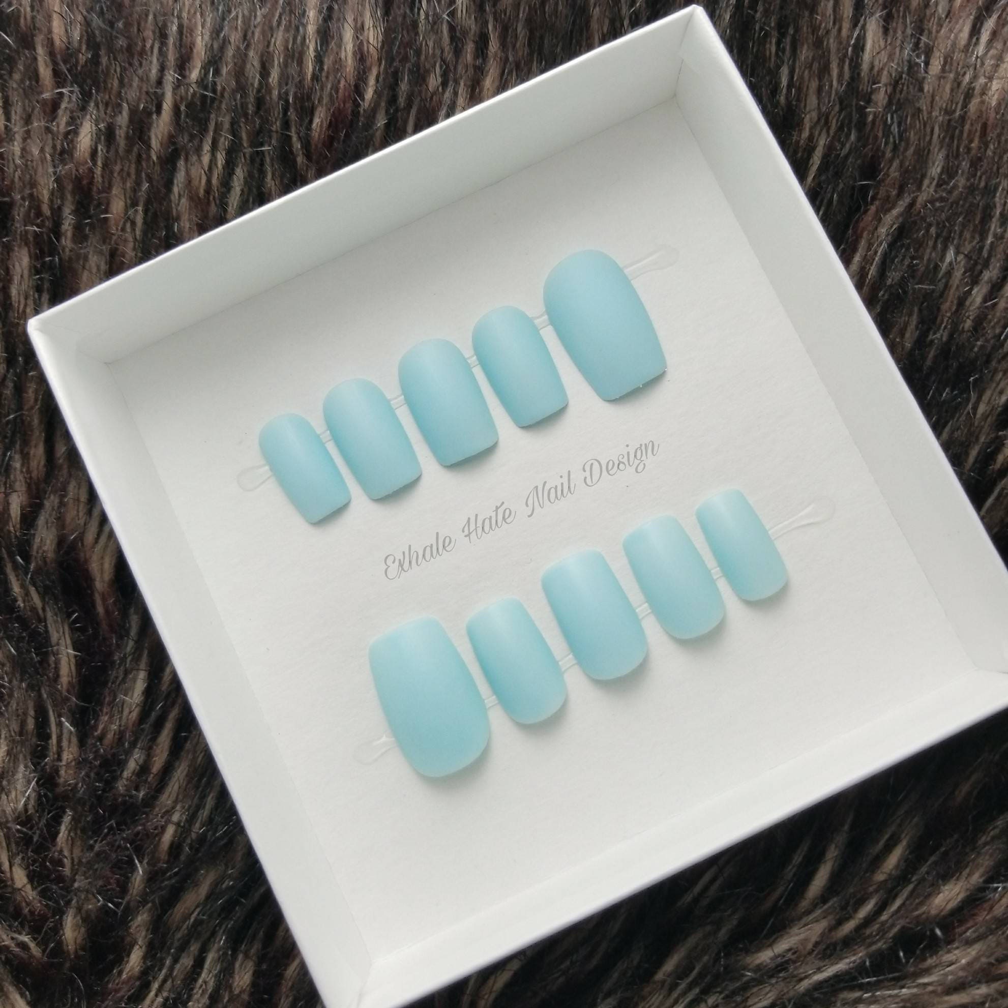 Matte Powder Baby Blue Pantone Color of the Year Fake Press On