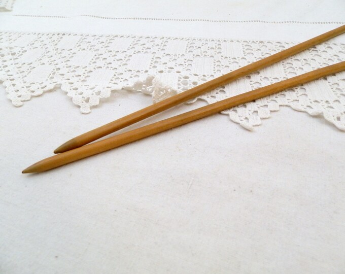 Vintage Extra Long Wooden Knitting Needles 42 cm / 16.53 in From France, French Retro Knitting Needle made of Wood, Vintage Craft Tool