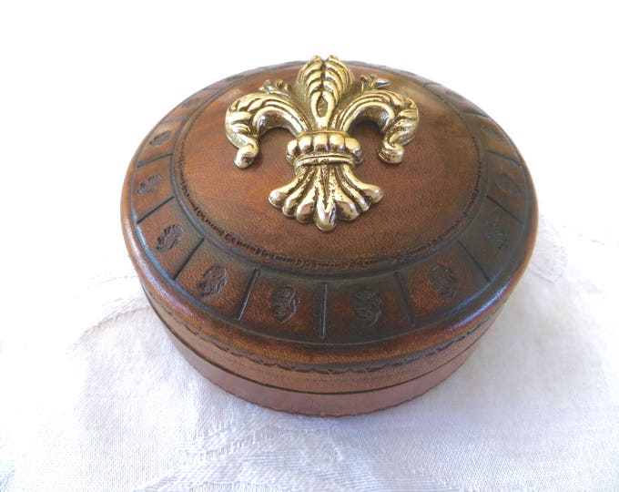 Vintage Fleur De Lis Trinket Box, Leather Vanity Box Gold Fleur De Lis Lid Jewelry Keepsake Box , Vintage Vanity