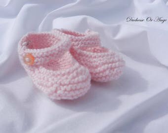 "Babies" 1/3 month pink baby booties