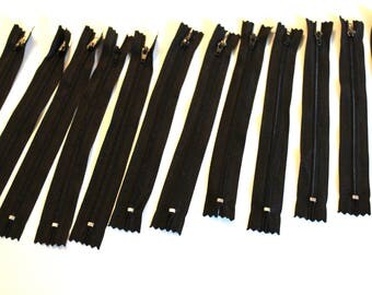 Set of 12 zippers 20cm black