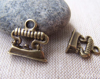 X 2 iron antique bronze 17mm