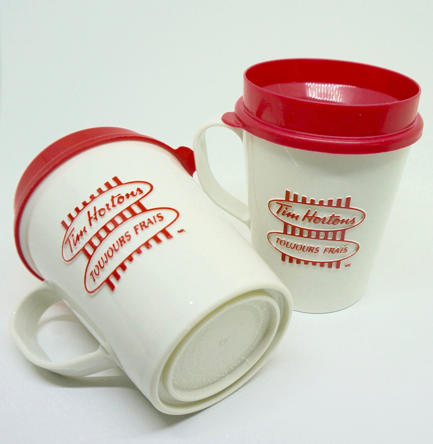FREE SHIPPING Tim Horton's Vinatge Travel Coffee Mugs