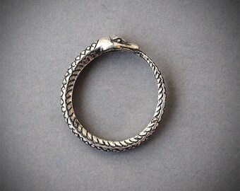 Ouroboros ring, Snake eat tail, Snake eat tail ring, Snake ring, Snake jewelry, Snake rings, Ring with snake, Silver plated jewelry