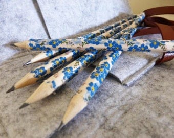 Washi wrapped Japanese pencils and felt pencil case. Set of 5 hand wrapped blue flowers pencils. Teacher, Writer, Artist, Stationary gift.