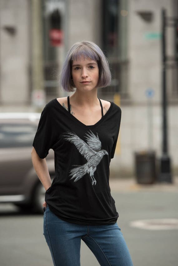 Crow slouchy V neck tee