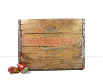 Vintage Wood Soda Pop Crate / Canada Dry Wooden Crate / Rustic Storage