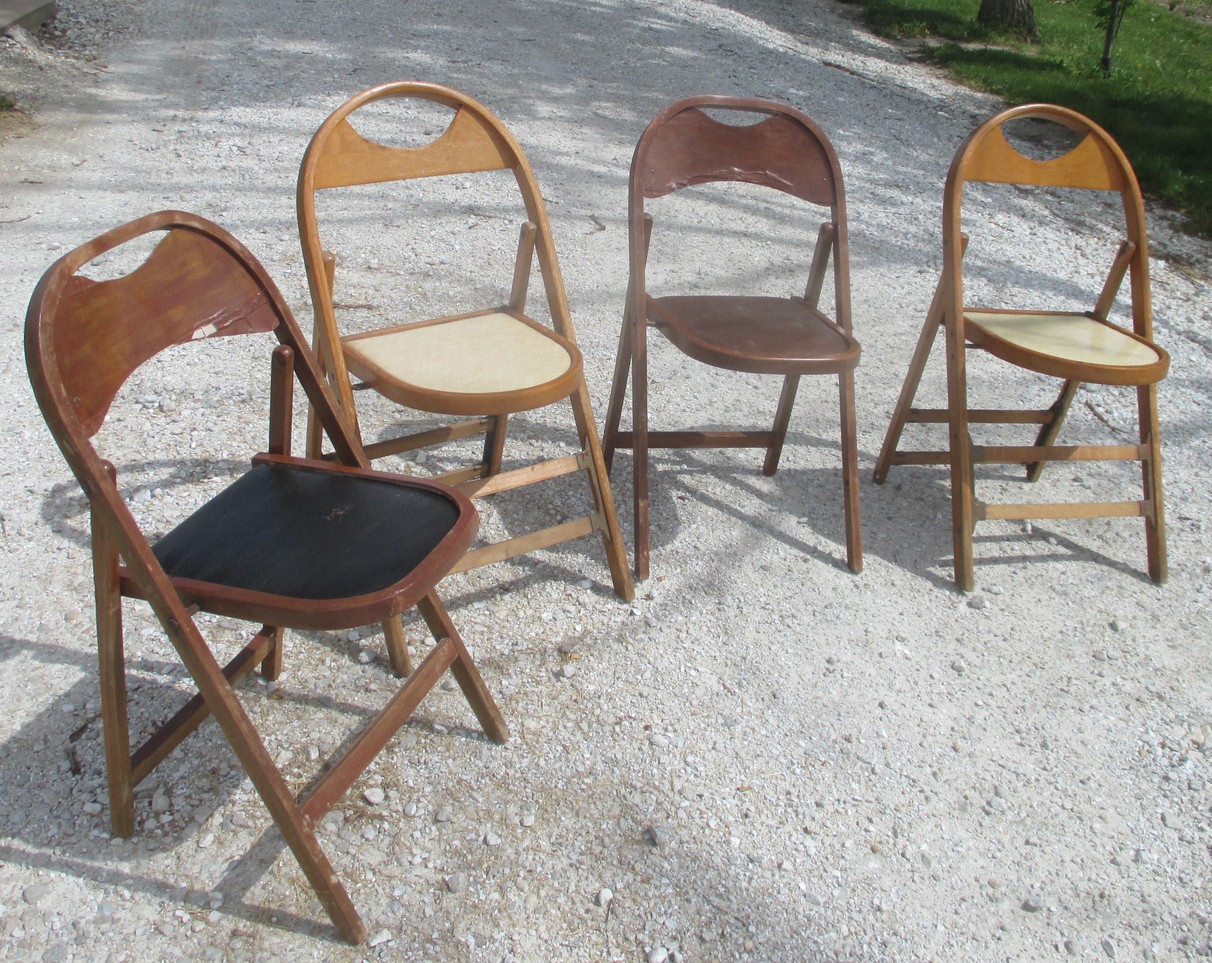 Set of 4 Wood Folding Chairs Church Funeral Wedding Concert