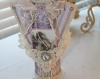 Shabby Altered Pringles Can
