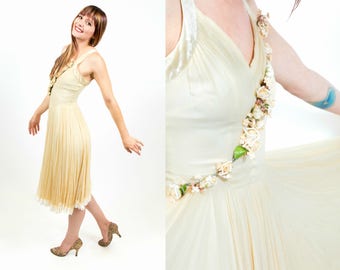 1930s / 1940s As Is Ivory Flower Princess Dress - XS / XXS