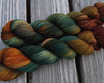 Dragon stone - MAIA, 100% Merino superwash - 400 m / 100 g – hand dyed yarn