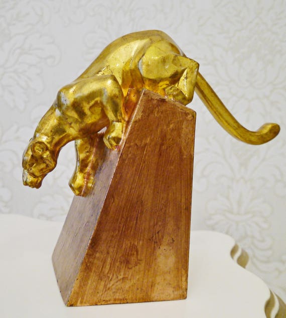 Wooden statue Puma