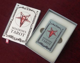 Tarot of Shadows - Classic Edition. A New System of Tarot Cards (78 Cards Deck)