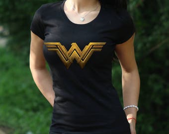 Wonder Woman shirt Wonder Woman logo Tee Wonder Woman tshirt Gift Tshirt Wonder Woman Tshirt Women's T-shirt Wonder Woman logo t shirt