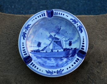 Delft Blue Ceramic Decorative Trinket Tray / Dish - Made in Holland - Holland Gift - Delft Blue Gift - Live in Moment Vintage