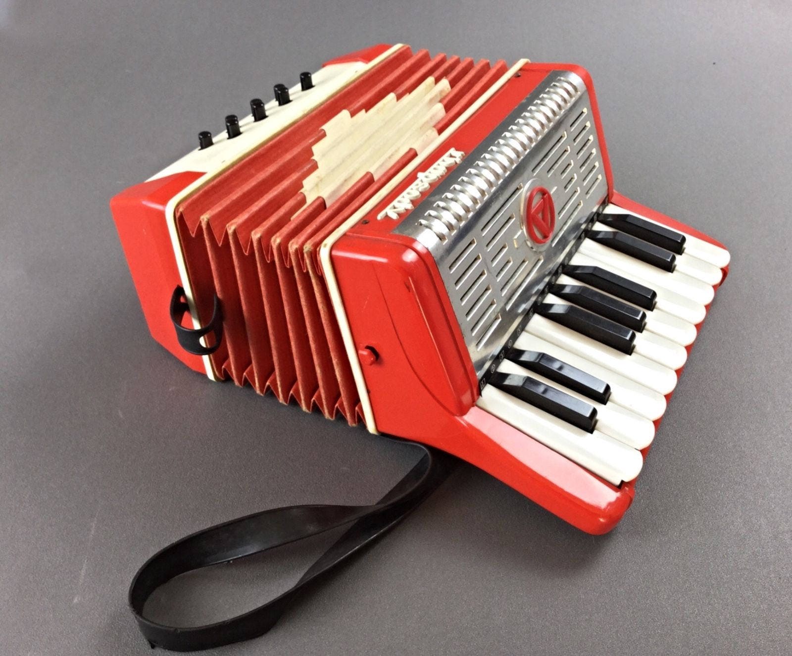 Vintage 1970's toy ACCORDION RHAPSODY Italy very good