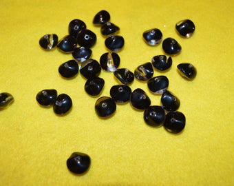 Set of 10 black and transparent glass beads