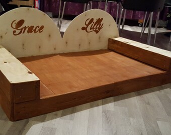 Reclaimed pine wood pallet pets bedding