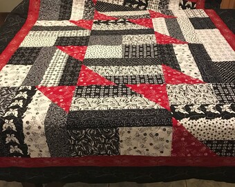 Red and black quilt | Etsy