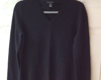 Vintage preppy classic black cashmere V neck sweater, woman's black 2 ply cashmere pullover sweater, S or M black cashmere V neck sweater