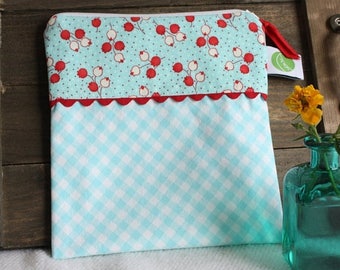 On Sale Eco friendly 7.5" Reusable Sandwich Bag - 7.5" x 7.5"- Food safe PUL lined, Zippered, Machine Washable