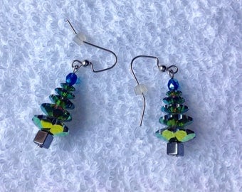 Beautiful new Christmas Tree Earrings Aurora Borealis Crystal Drop Dangle Earrings