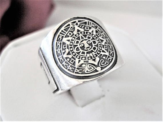 Sterling 925 Ring - Mexico Mayan Calendar - Size 8 Ring - Wide Band