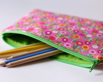 SALE 20% off, pink floral zipper pouch, pencil case, school bag, makeup bag, purse organizer, knitting notions bag