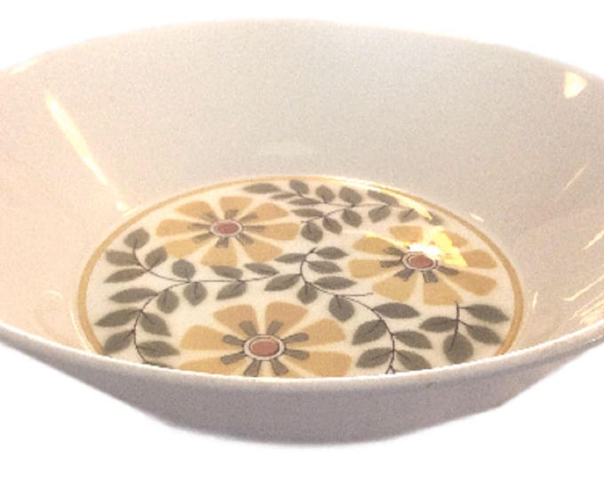 Vintage Mikasa Duplex Trellis Yellow Daisy Serving Bowl, D3326, Ben Siebel, Floral Porcelain Vegetable Bowl