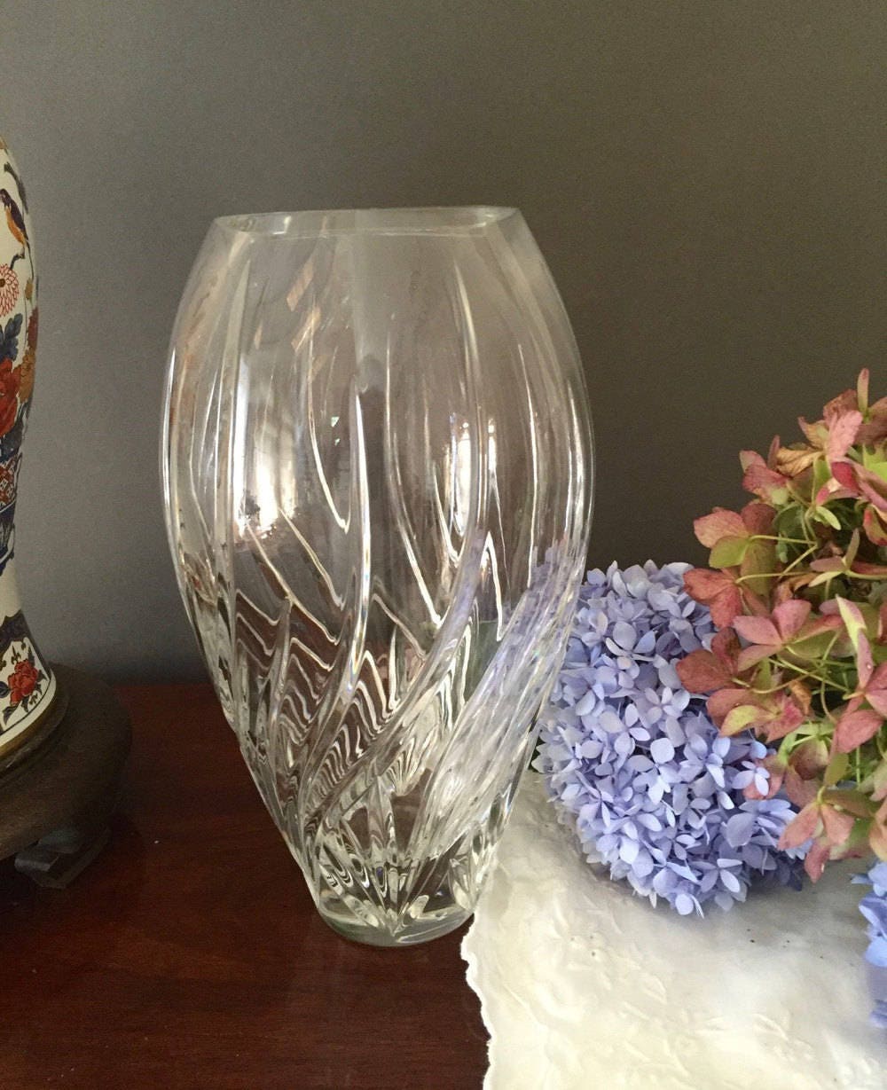 Marquis by Waterford Crystal Vase, 11.5 inches, Modern Design, Signed