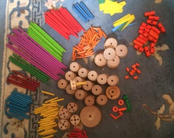 198 Tinker Toy Pieces