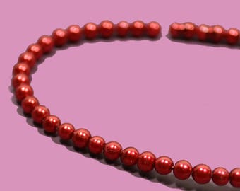 50 perles 3mm imitation perle de culture couleur rouge irisé