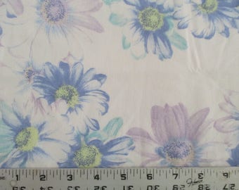 vintage sheet fat quarter, sewing supplies, quilting supplies, floral sheet, bed linen, fat quarters, craft fabric, vintage fabric,