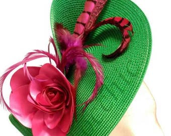 Green and pink fascinator, green wedding hat, green fascinator feathers, pink derby hat, hats and fascinators, green cocktail hat, races hat