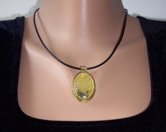 Everyday necklace Prehnite necklace Gifts for mom Gifts for friend Green pendant Gift for wife Gift for mother Sister gift Gifts for grandma