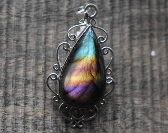 Purple Labradorite pendant,labradorite pendant,rainbow flashy Labradorite pendant,92.5 silver pendant,labradorite necklace pendant