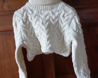 Handmade short sweater - workshop jokes dreams