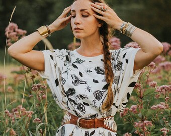 Banquet Regale Big Tee- in Ecru, hand printed dress, oversized t-shirt dress, made in the USA by Simka Sol®