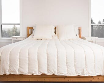 Wool Comforter // King Comforter // Organic Comforter // Natural Comforter // Wool Bedspread // Organic Bedding // Organic Duvet