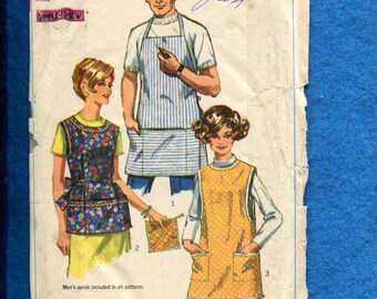 1968 Simplicity 7974 Artist or Cooking Smocks and BBQ Apron Size 12/14 Medium