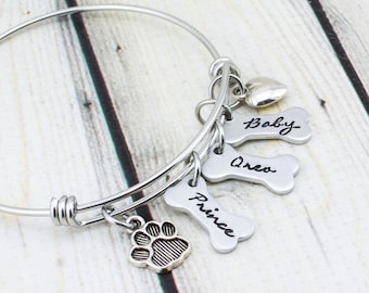 Personalized Dog Mom Bracelet - Dog Bracelet for Dog Lover Gift - Custom Pet Name Jewelry - Dog Bone Jewelry - Hand Stamped Jewelry