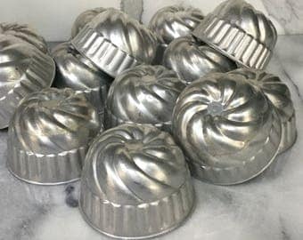 Vintage Baking Molds / Set of Six Vintage Baking Molds / Vintage Jello Molds