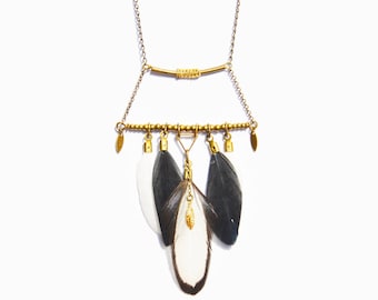 Black and white feather, golden triangle and tube necklace bronze