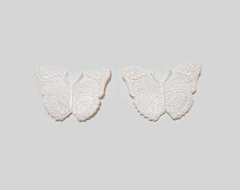 pretty WHITE butterfly embroidered patch, iron on/sew on moth appliques, 2 pcs./set, 5 x 3.5 cm., insect motif, embellishment, gifts (M-256)