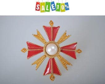 ST. JOHN Maltese Cross Pin Brooch Faux Pearl And Red Enamel, 1980s