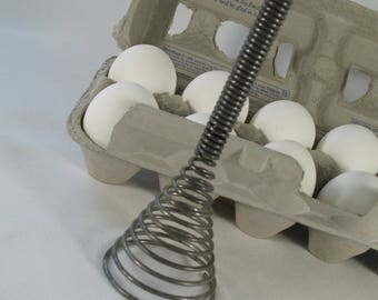 Vintage Coiled Wire Whisk / Antique Egg Beater / Hand Whisk