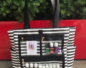 Black & White Presentation Bag: 2 Square/1 Rectangular Clear Pockets