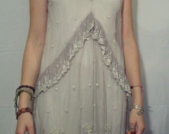 Gray pearls lace tunic