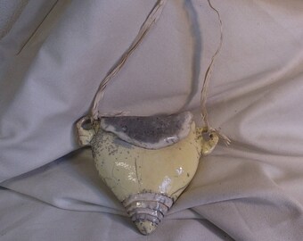 small gourd Raku yellow and Black Interior
