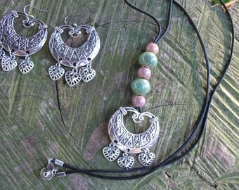 Set necklace and earrings Tibetan style